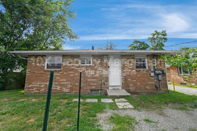 Primary Photo - 1731 Elaine Rd