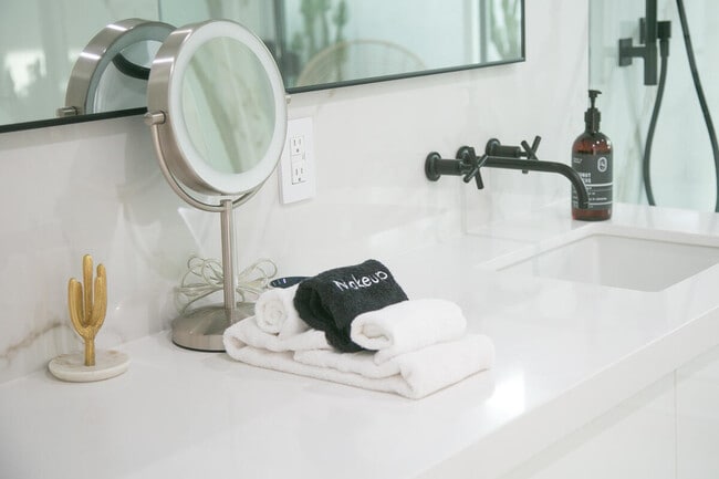 Building Photo - 72827 Bursera Way