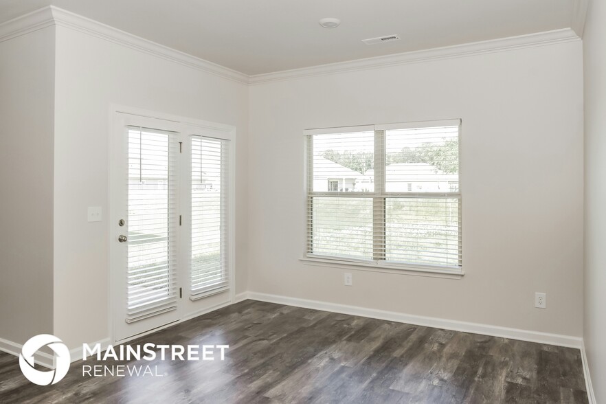 Building Photo - 14853 Norfleet Dr