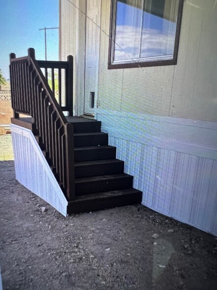 Back side Stairs House - 203 Shoshone Ln