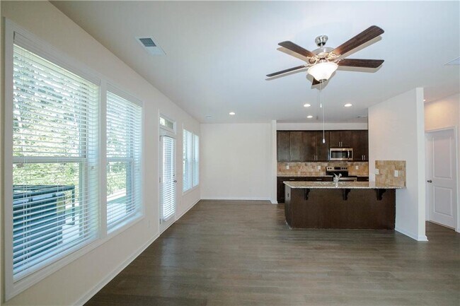 Building Photo - 4295 Almanor Cir