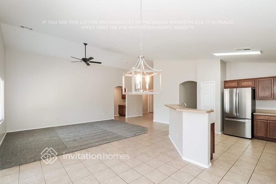 Building Photo - 2201 S 112th Ave