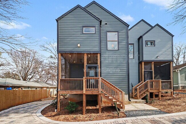 Building Photo - 1081 Hill St SE