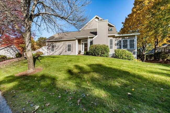 Primary Photo - 1 Summer Snow Ln