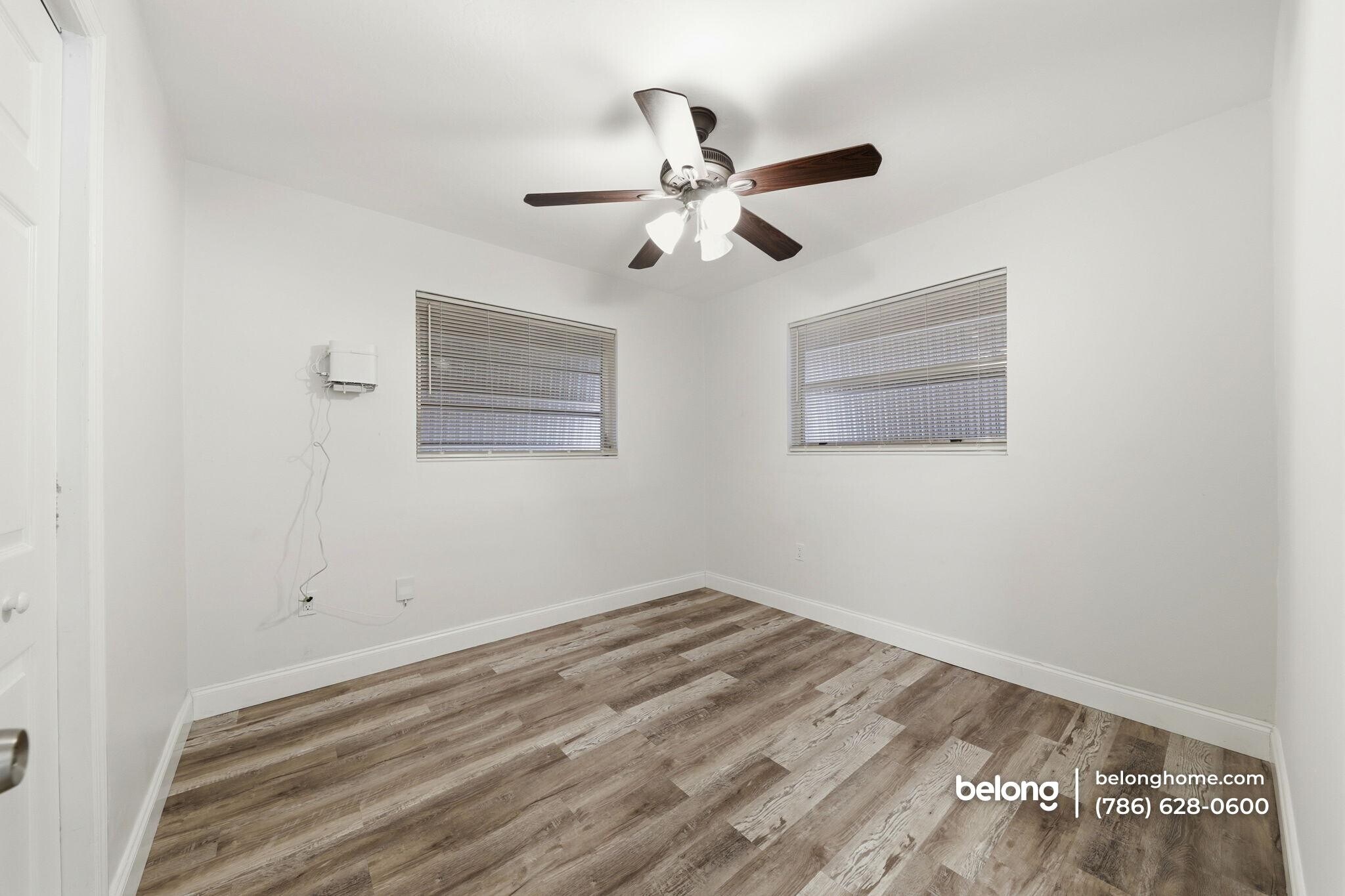 Building Photo - 980 NW 200th Terrace