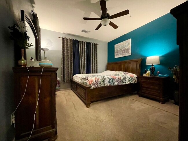 Master Bedroom - 1 - 13100 N 91st Dr