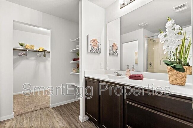 Building Photo - 14409 Almodine Rd