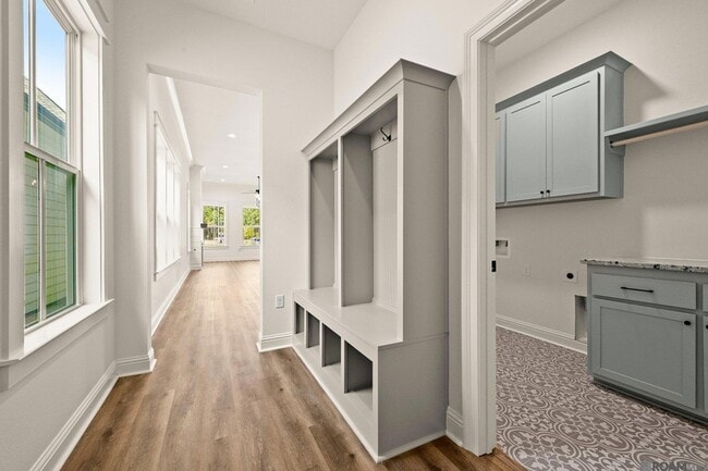 Building Photo - 13932 Mullins Dr