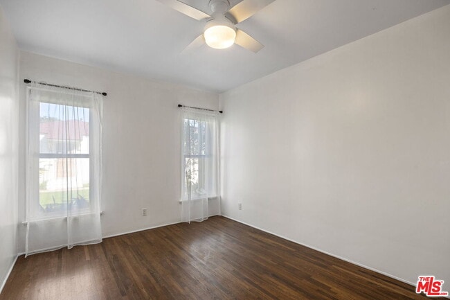 Building Photo - 1512 Ocean Park Blvd