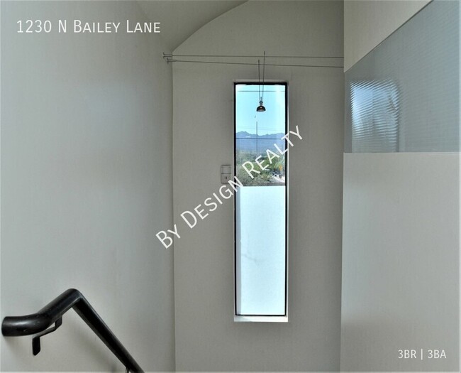 Building Photo - 1230 N Bailey Ln