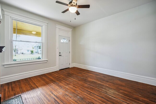 Building Photo - 189 W Park Ave