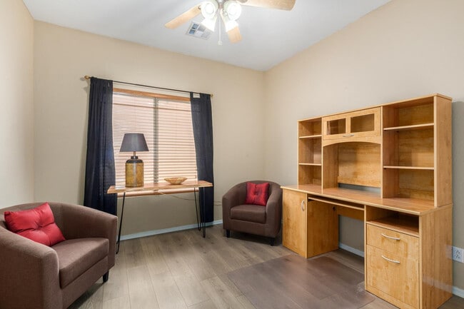 Building Photo - 29063 N Shannon Dr