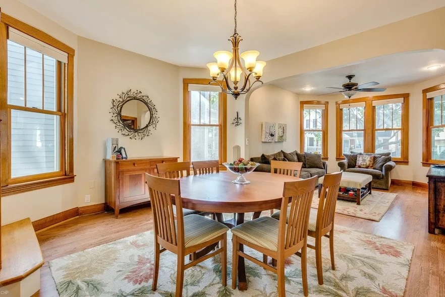 Building Photo - 4021 N Francisco Ave