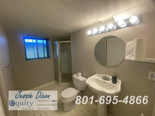 Building Photo - 5136 1250 W