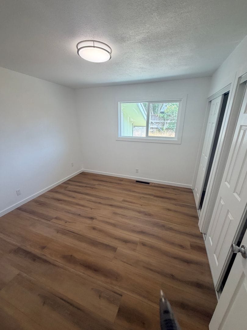 Building Photo - 4th St Triplex