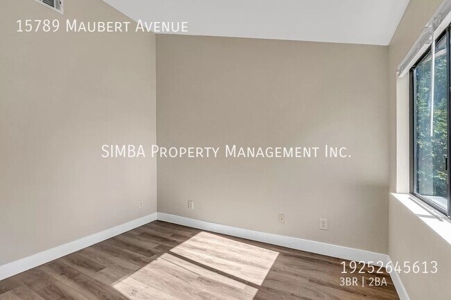 Building Photo - 15789 Maubert Avenue