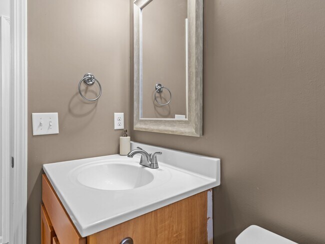 Building Photo - 251 Channel Marker Loop