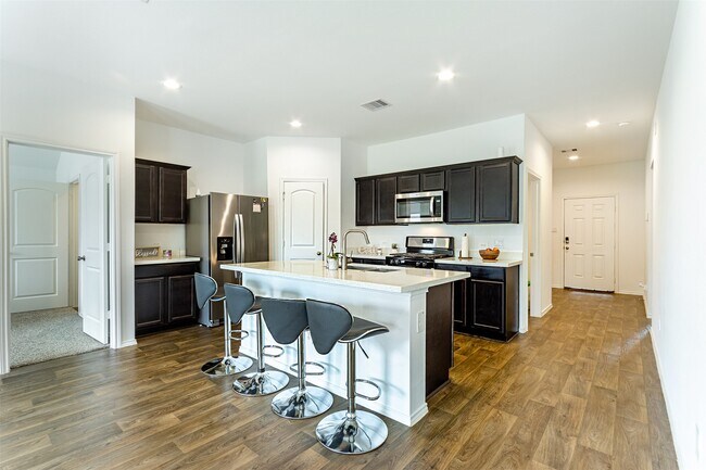 Building Photo - 5134 Jasmine Dawn Dr