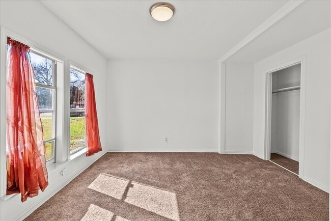 Building Photo - 1002 Orange St