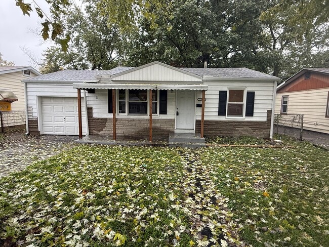 Building Photo - 58 David St