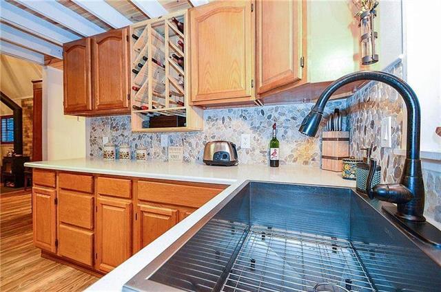 Building Photo - 661 Private Rd 7422