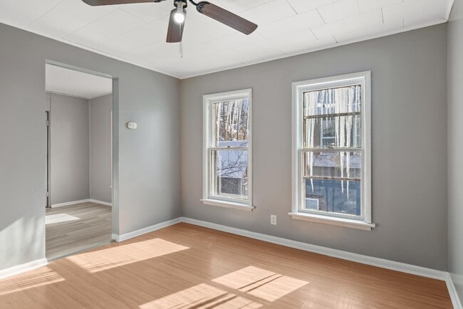 Building Photo - 213 Fletcher Ave