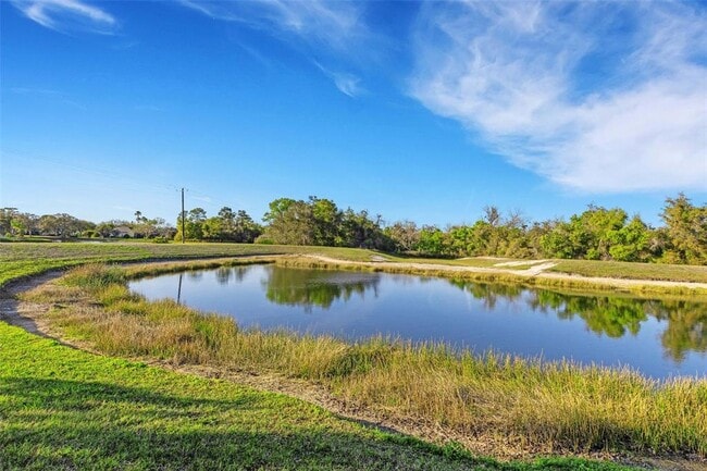 Building Photo - 11011 Hyacinth Pl