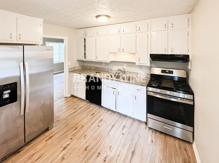 Building Photo - 1753 Lamancha Dr NW