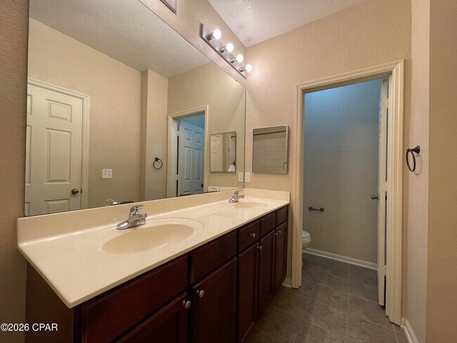 Building Photo - 806 Baldwin Rowe Cir