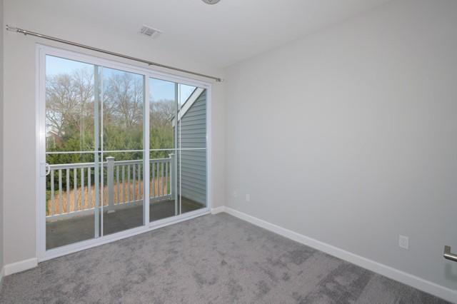 Building Photo - 132 Sutton Ct