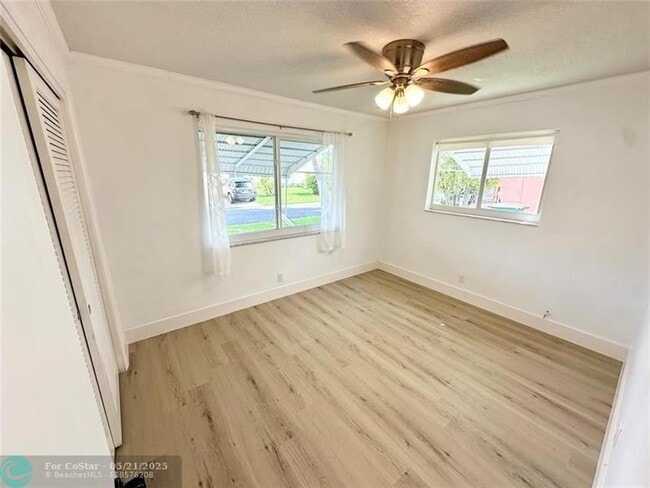 Building Photo - 4514 NW 49th Dr