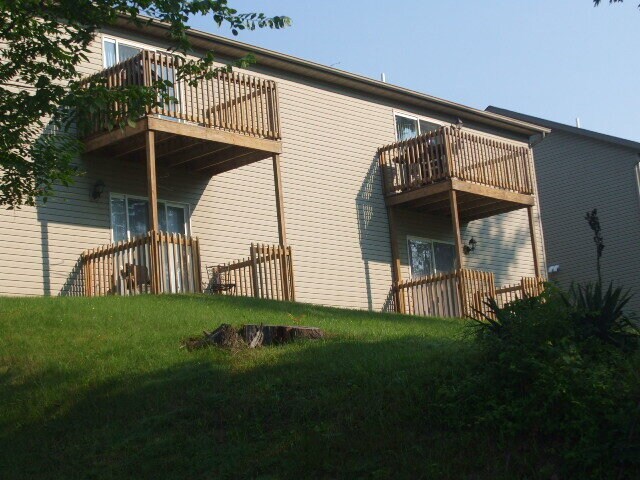 Balcony Deck on Right - 3 N Montague Ave