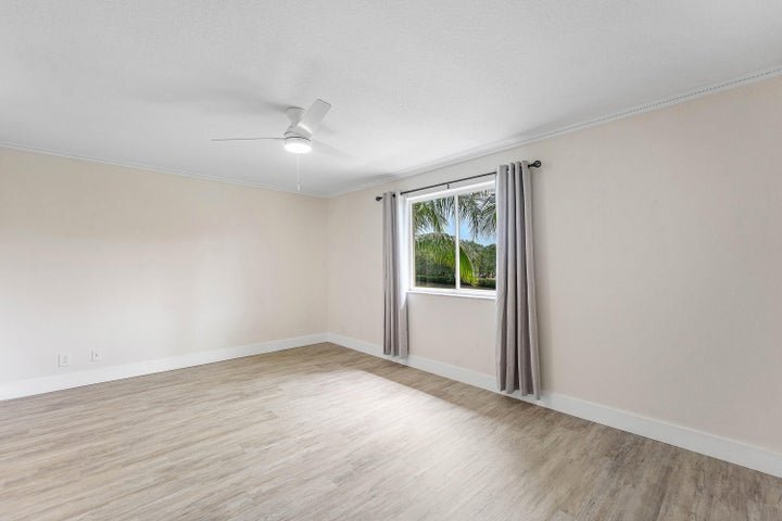 Building Photo - 2482 Cordoba Bend