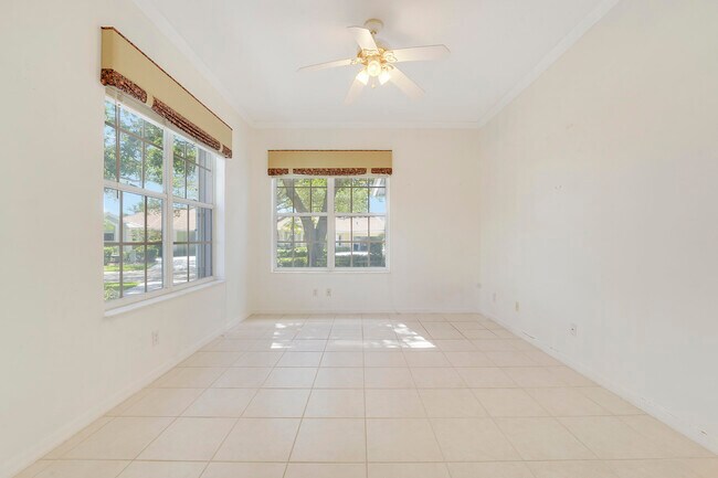 Building Photo - 2444 SW Brookwood Ln