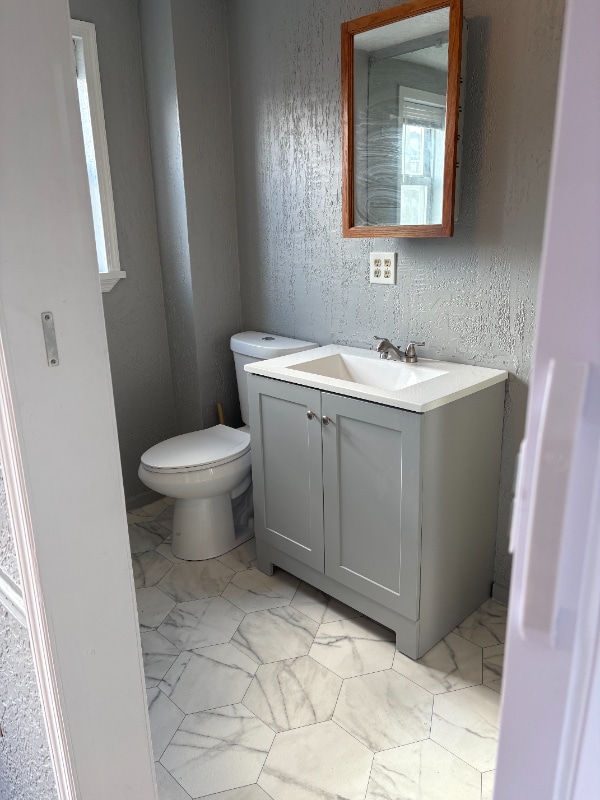 Building Photo - 221 E Cumberland St