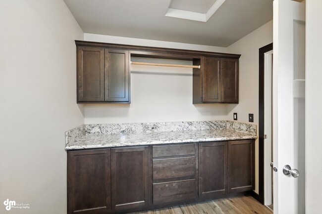 Building Photo - 4 Bedroom | 2.5 Bathroom | Garage - Conven...