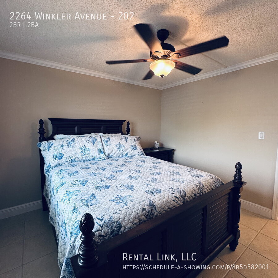 Building Photo - 2264 Winkler Ave