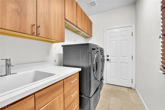 Building Photo - 465 Indigo Springs St