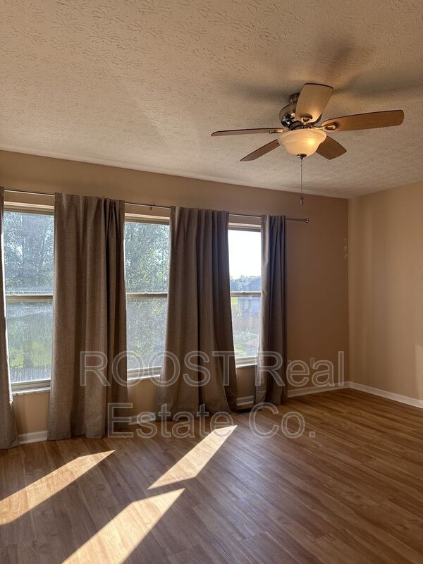 Building Photo - 908 Portlock Dr