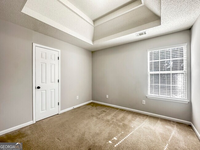 Building Photo - 3901 Swooping Ct