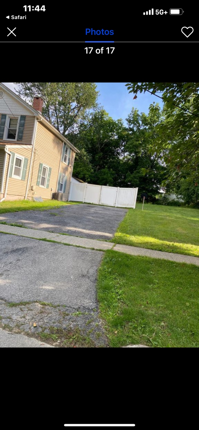 Building Photo - 10 Glenwood Ave