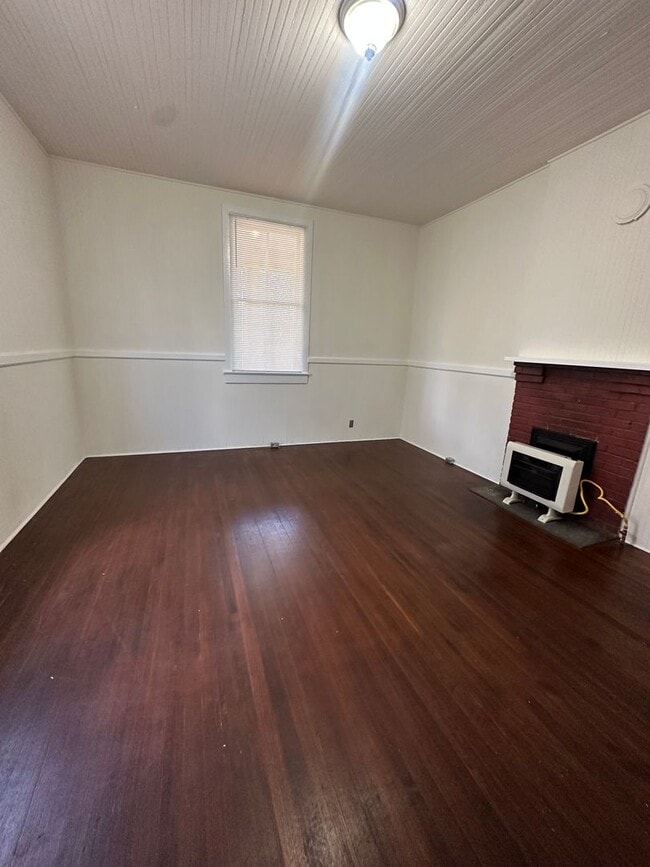 Building Photo - 17 Twine St