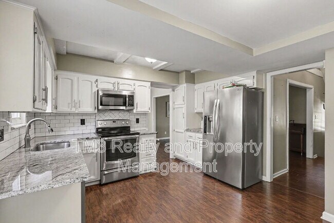 Building Photo - 16616 W 144th St