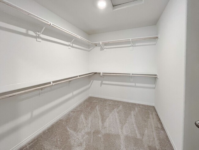 Building Photo - NEWER CONSTRUCTION ~SOLAR~ 3 BED 3 BATH BE...