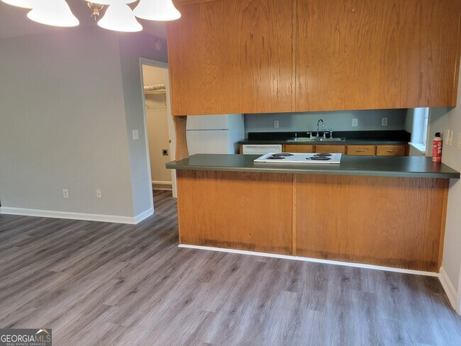 Building Photo - 6205 Sweetgum Trail