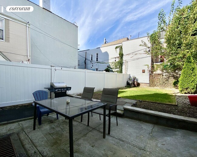 Building Photo - 873 Wyckoff Ave