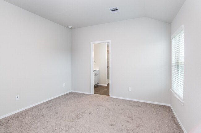 Building Photo - 11599 Lazy Oak Crk Dr