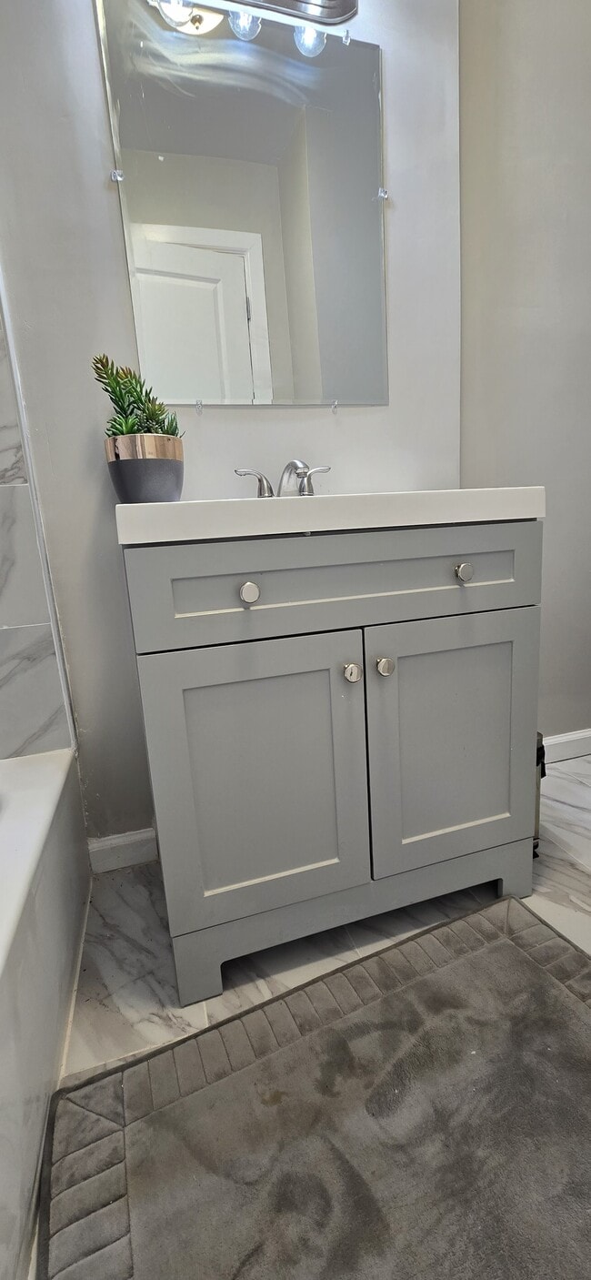 Building Photo - 1824 Tiger Flowers Dr NW