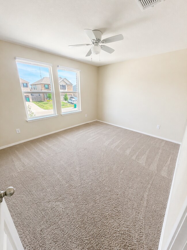 Building Photo - AVAILABLE MID MAY; APPLY TODAY ON OUR WEBSITE!!!