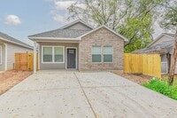 Building Photo - 3701 Chanterway St